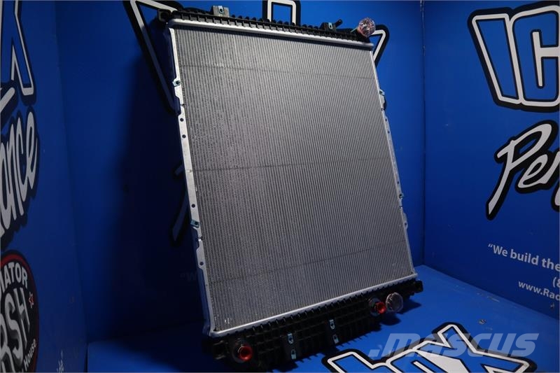 Freightliner M2, 1040584A, 1040588A Radiator # 601437 Radijatori