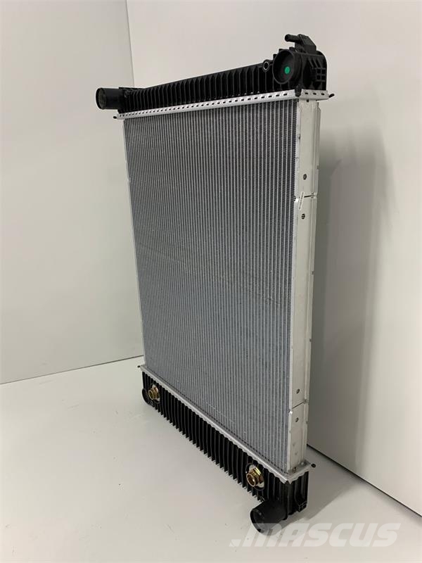 Freightliner M2, Acterra, FL106 Radiator # 601173 Hűtők
