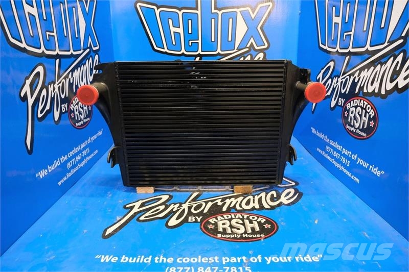 Freightliner M2 Charge Air Cooler # 601239 Radijatori