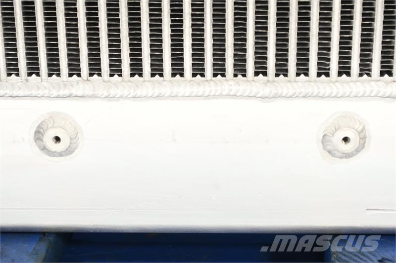 Freightliner M2, LT7500, 8500 Radiator # 601101 Radiatoren