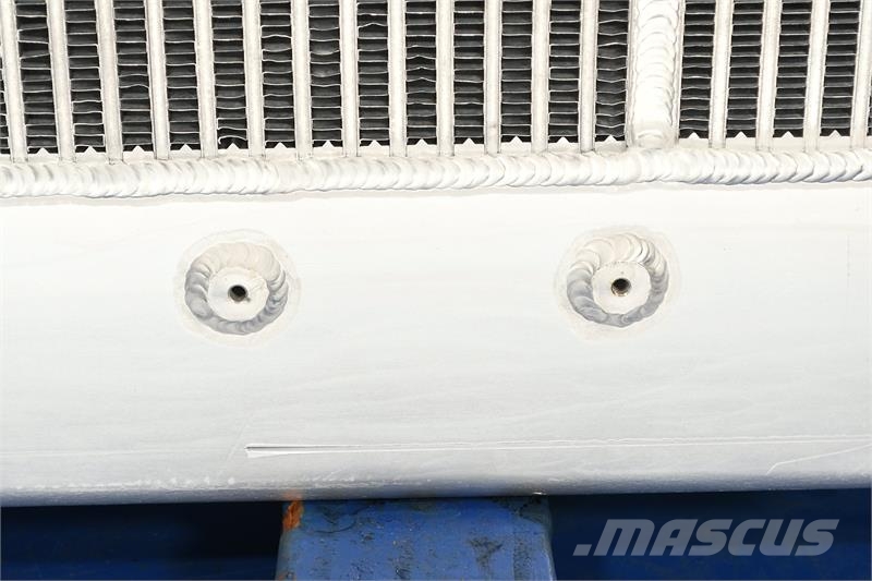 Freightliner M2, LT7500, 8500 Radiator # 601101 Radiatoren