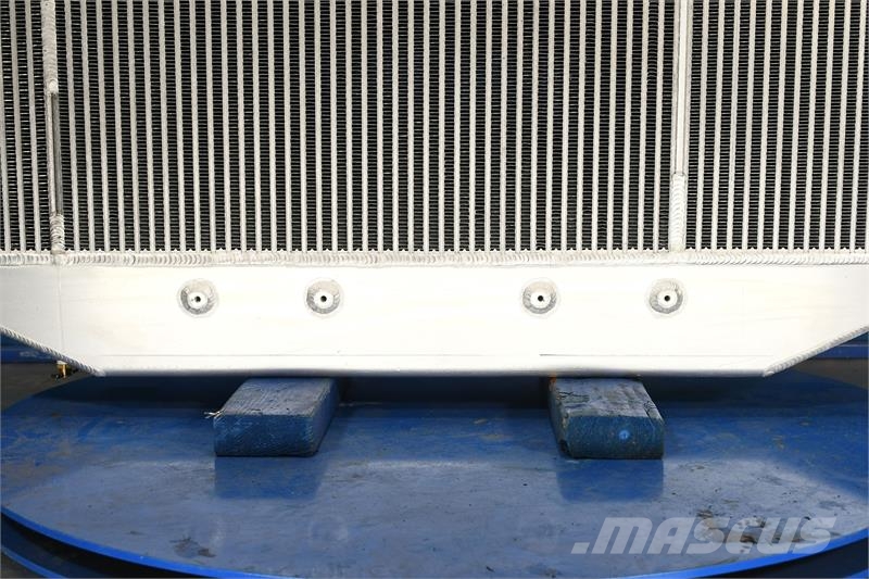Freightliner M2, LT7500, 8500 Radiator # 601101 Radiatoren