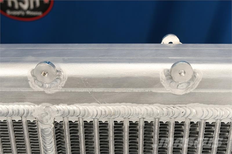 Freightliner M2, LT7500, 8500 Radiator # 601101 Radiatoren