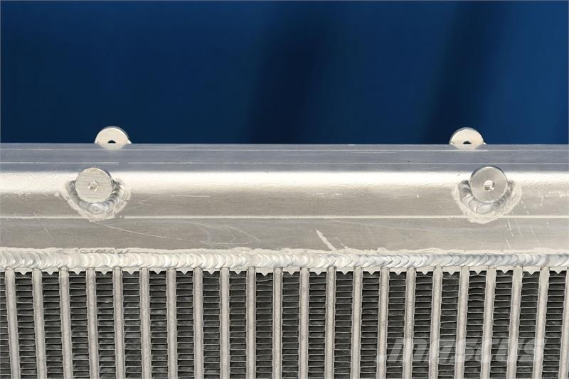 Freightliner M2, LT7500, 8500 Radiator # 601101 Radiatoren