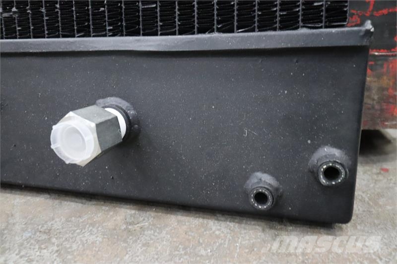 Freightliner M2 Radiator # 601151 Radiadores