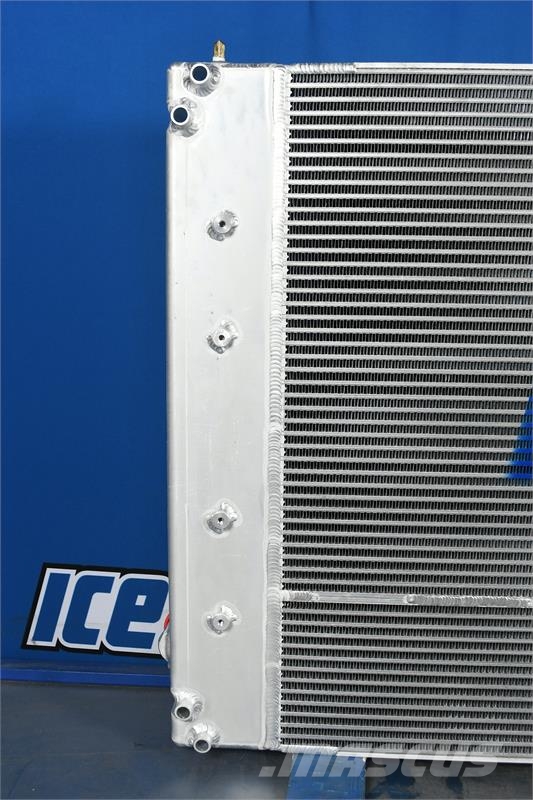 Freightliner M2 Radiator # 601433 Radijatori
