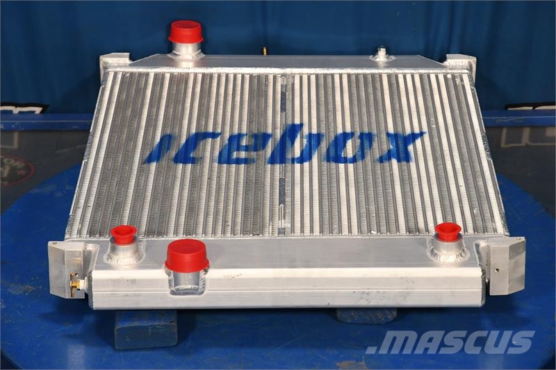 Freightliner Radiator # 740025 Радиатори