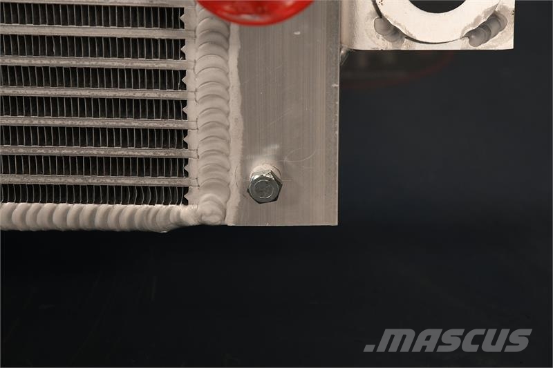 Freightliner Radiator # 701863 Радіатори