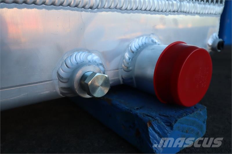 Freightliner Radiator # 601501 Radijatori