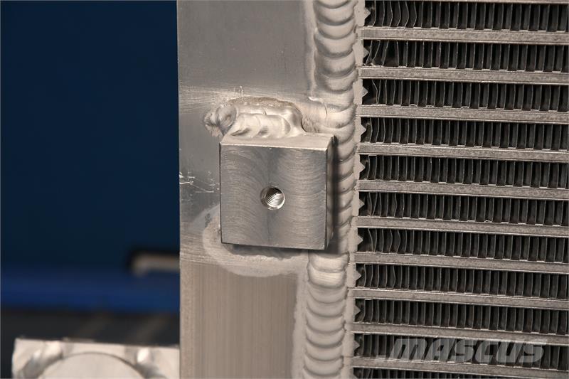 Freightliner Radiator # 701863 Радіатори