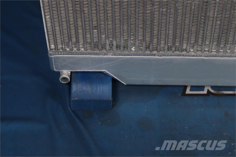 Freightliner Radiator # 601235 Radijatori