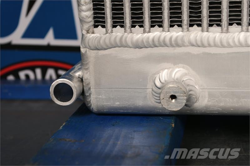 Freightliner Radiator # 601184 Radiadores