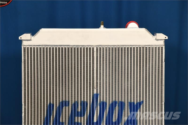 Freightliner Radiator # 740025 Радиатори