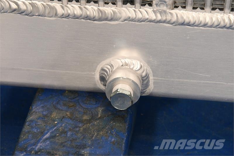 Freightliner Radiator # 601628 Radijatori