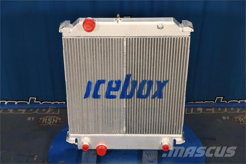 Freightliner Radiator # 740025 Радиатори