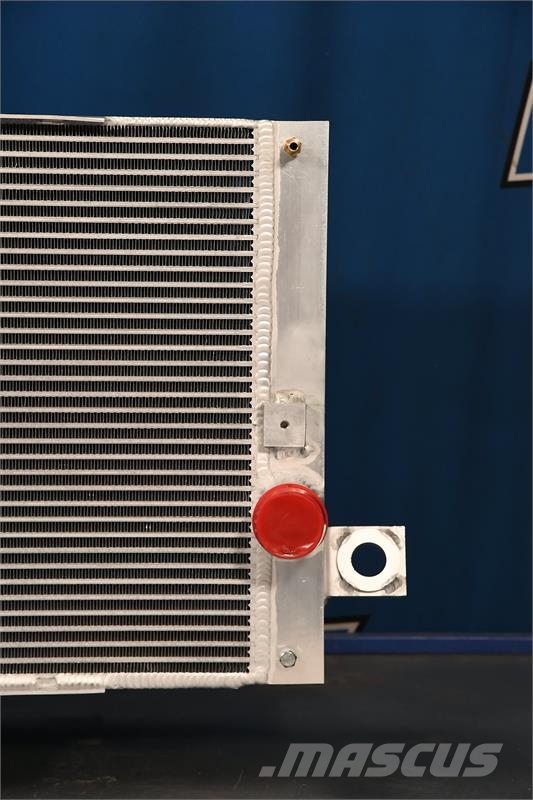 Freightliner Radiator # 701863 Радіатори