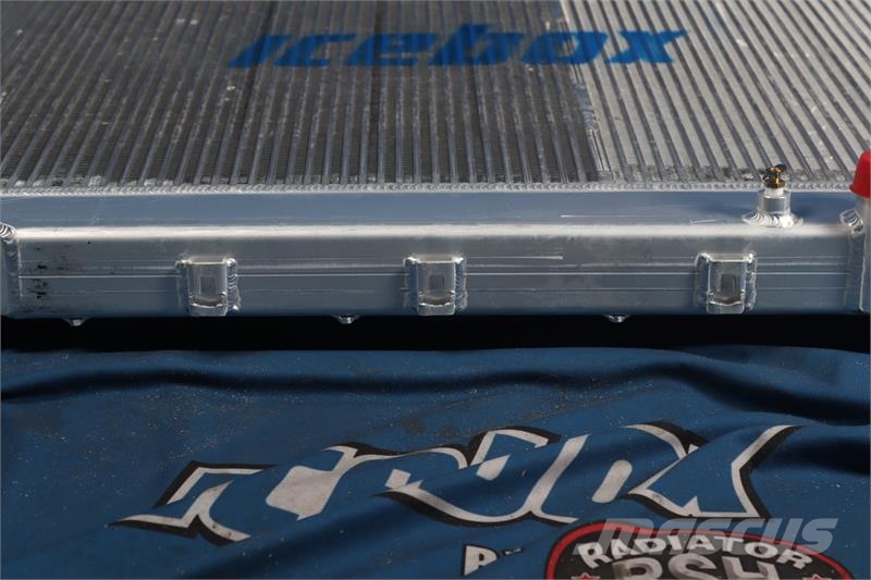 Freightliner Radiator # 601235 Radijatori