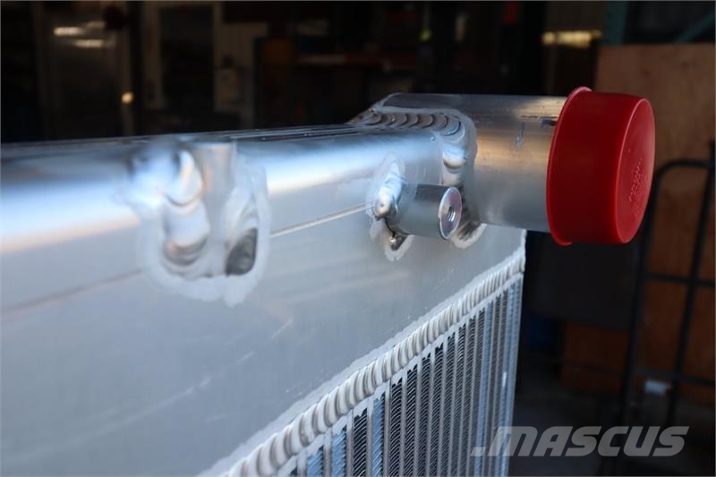 Freightliner Radiator # 601501 Radijatori