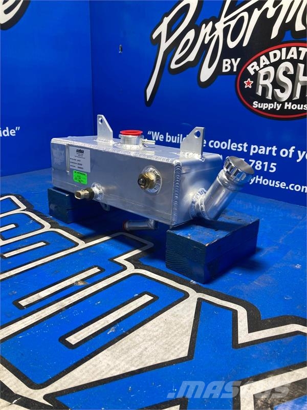 Freightliner Reservoir Tank # 601157 Radijatori