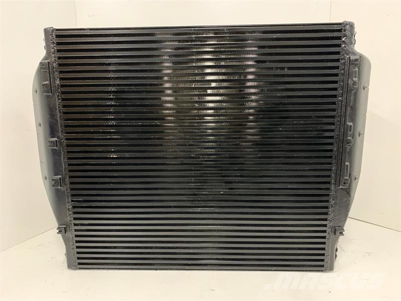 Freightliner RFR-59 Charge Air Cooler # 601295 Radijatori