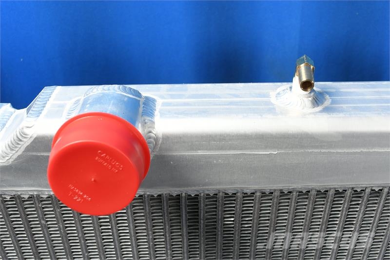 Freightliner / Spartan Radiator # 601619 Radijatori