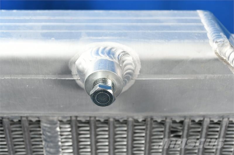 Freightliner / Spartan Radiator # 601619 Radijatori