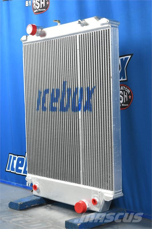 Freightliner / Spartan Radiator # 601619 Radijatori