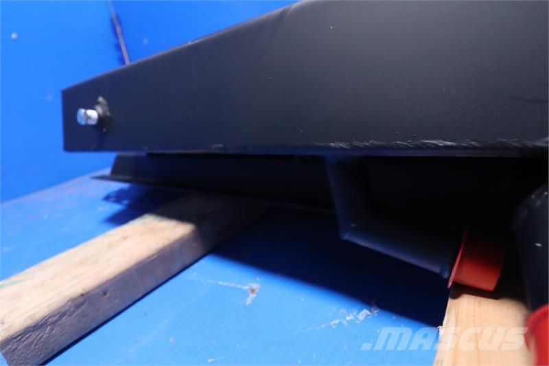 Freightliner Top Tank # 601464 Radiatorer