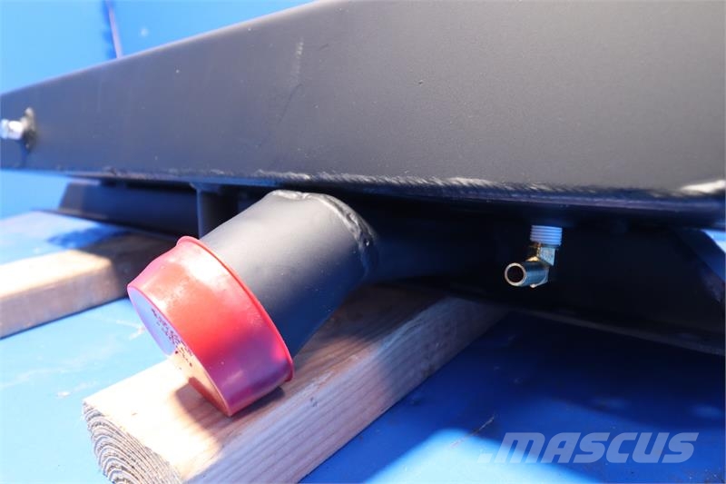 Freightliner Top Tank # 601464 Radiatorer