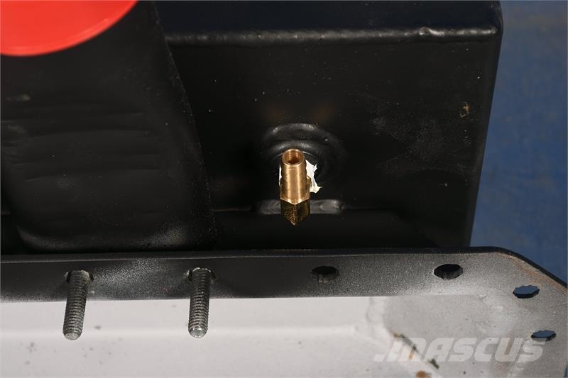 Freightliner Top Tank # 601465 Радиатори