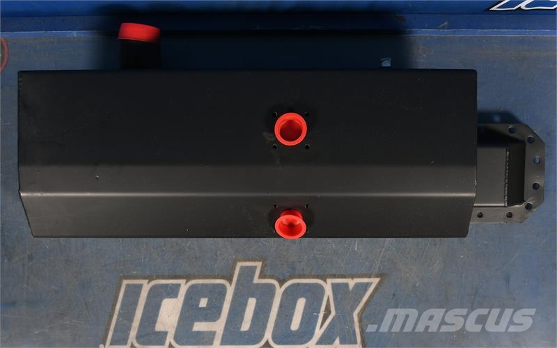 Freightliner Top Tank # 601465 Радиатори