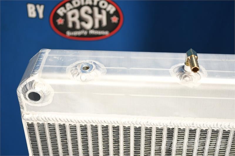 Freightliner W10 Coronado Radiator # 601404 Radijatori