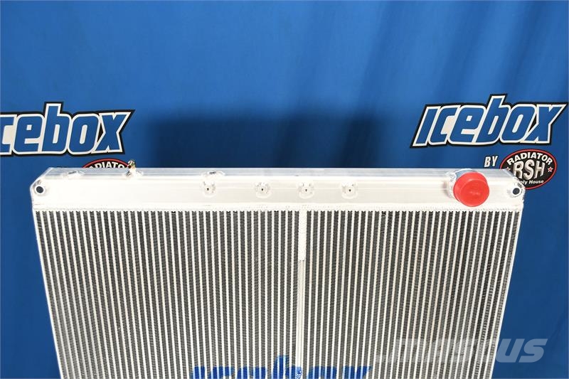 Freightliner W10 Coronado Radiator # 601404 Radijatori