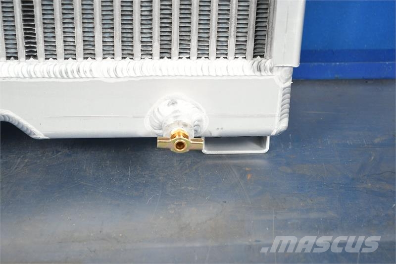 Genie 842 Telehandler Radiator # 890085 Radiatoare