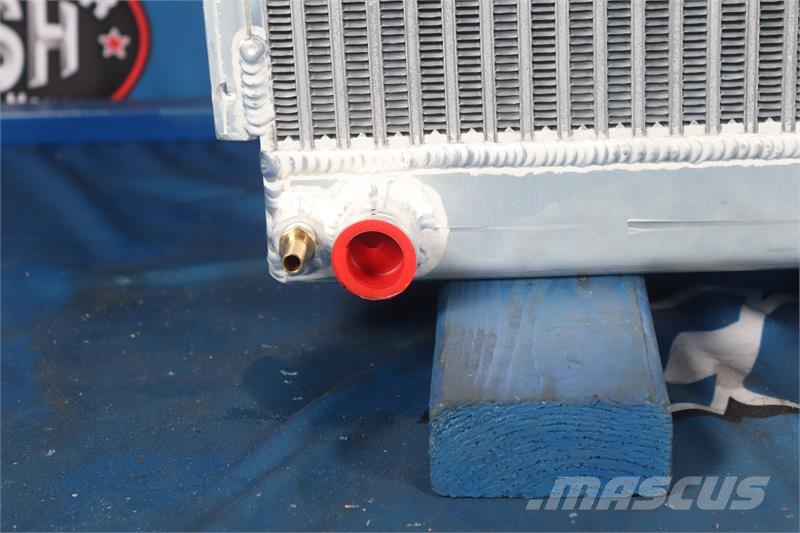  Hatfield Grain Cart Radiator # 820266 Radijatori