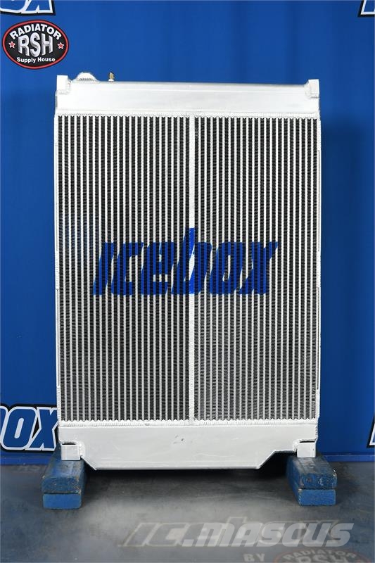Hino 258, 256 Radiator # 609610 Radiadores