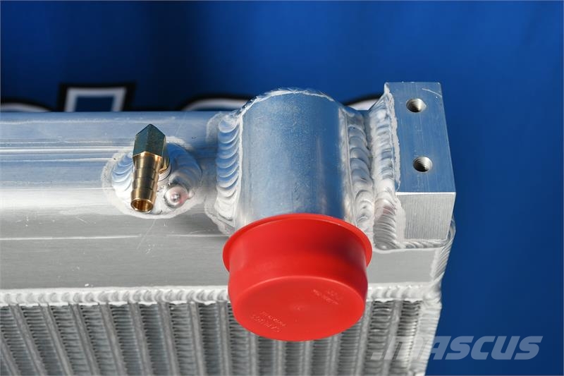 Hino 258, 256 Radiator # 609610 Radiadores