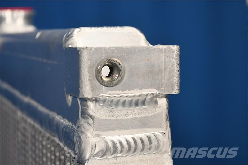 Hitachi 180 Radiator # 870372 Radiadores