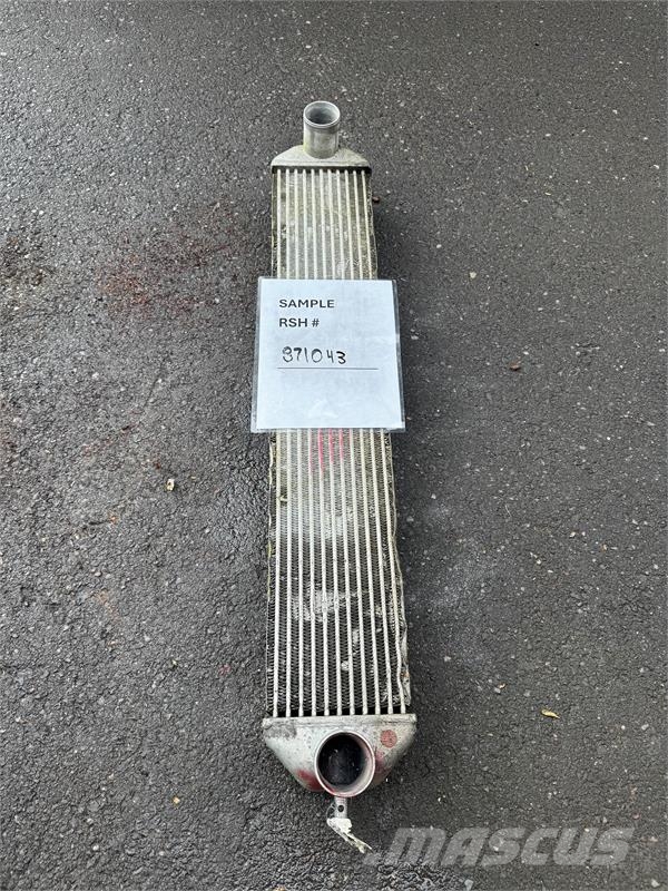 Hitachi 200 Charge Air Cooler # 871043 Radiadores