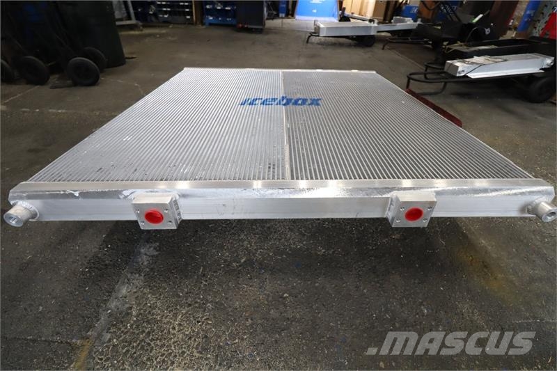 Hitachi Oil Cooler # 870018 Radiadores