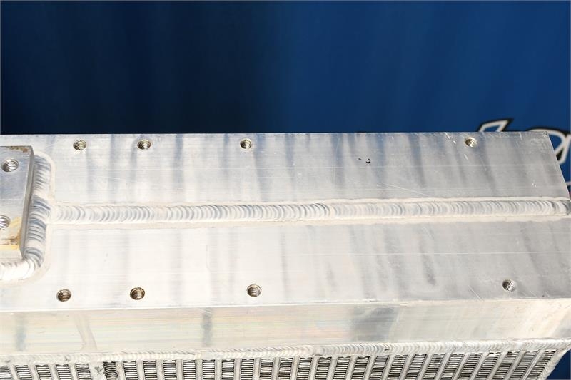 Hitachi Oil Cooler # 871087 Radiadores