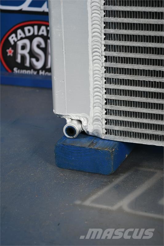 Hyster H155FT Radiator # 940138 Radiadores