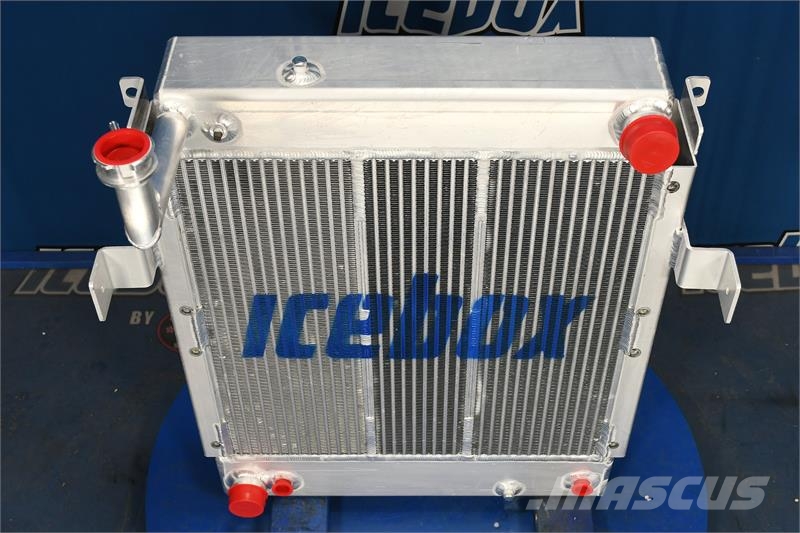 Hyster H250 Radiator # 940049 مشعات