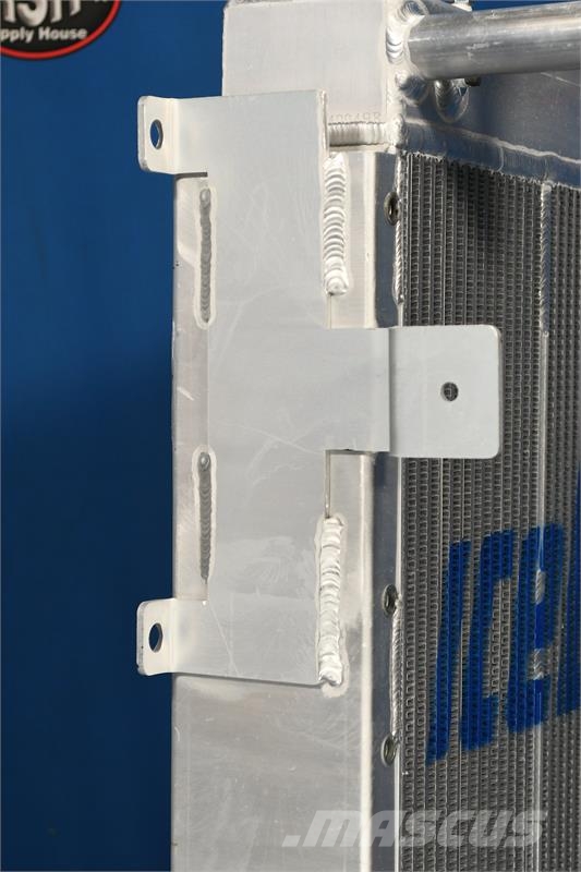 Hyster H250 Radiator # 940049 مشعات