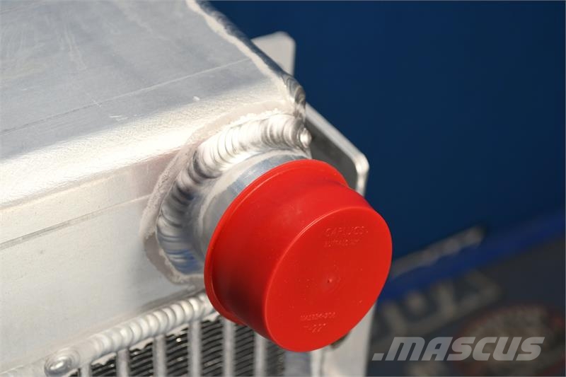 Hyster H250 Radiator # 940049 مشعات