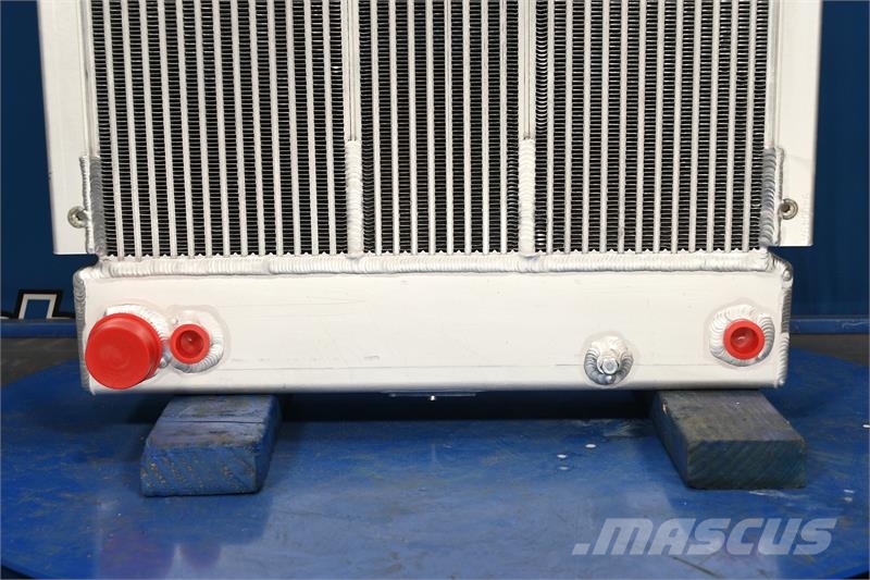 Hyster H250 Radiator # 940049 مشعات