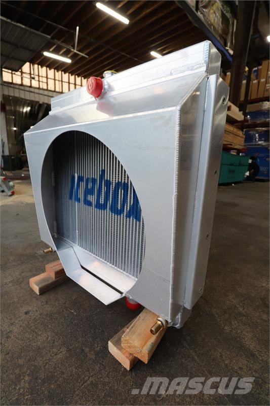 Hyster H520 Radiator # 940205 مشعات