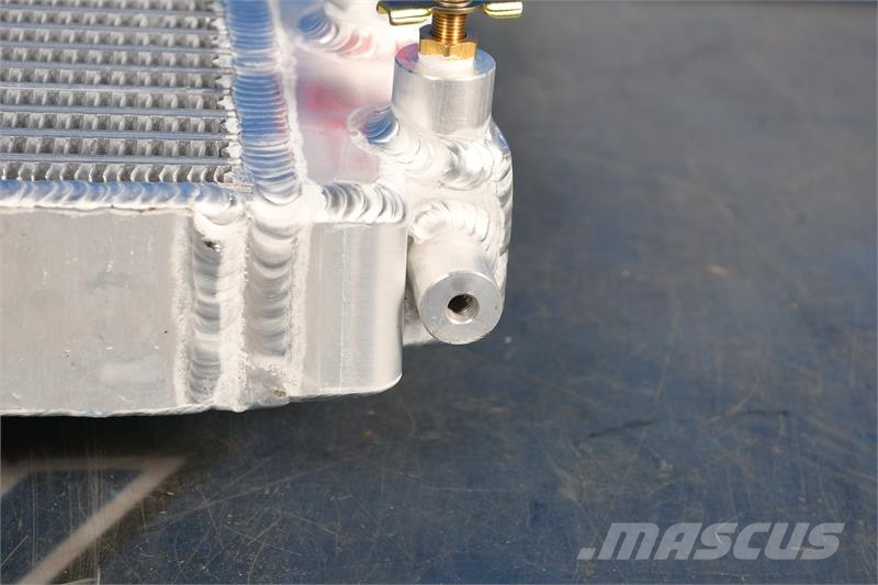 Hyster H60XT Radiator # 940247 Hűtők