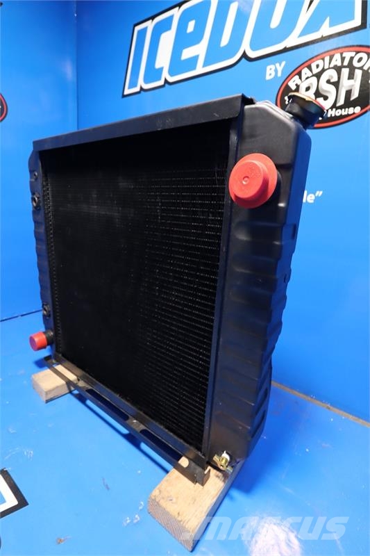 Hyster H90XM / H80XM Radiator # 940017 Hűtők