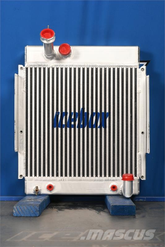Hyster S150A Radiator # 940032 Hűtők